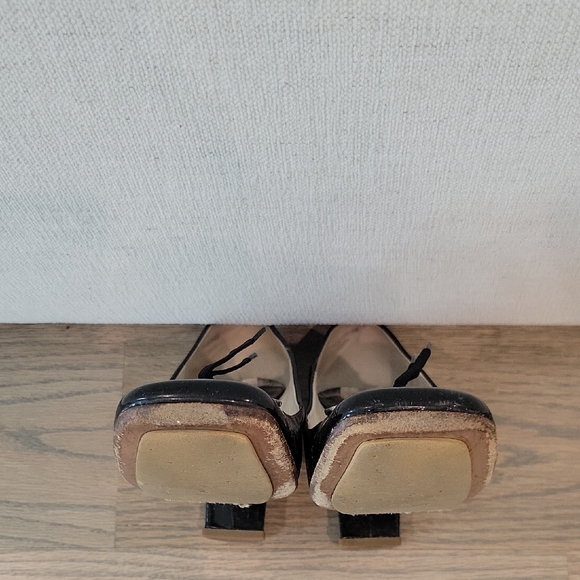 Italian Patent Leather Pumps - Picture 9 of 11